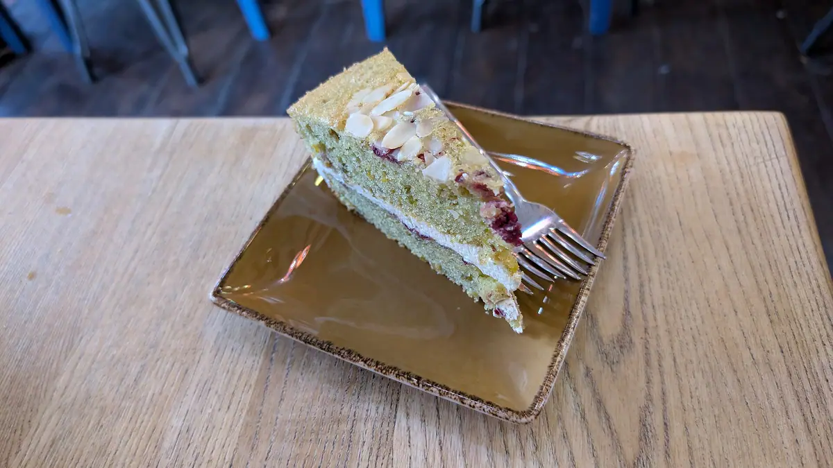 Babycakes – cake shop in Possilpark, Glasgow